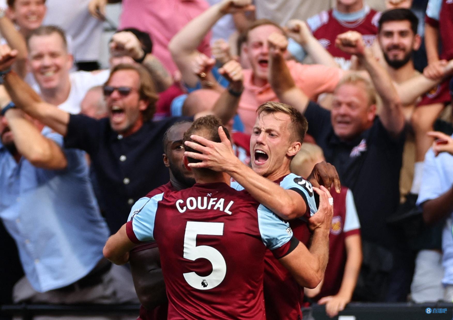 队员之间的 队员之间的