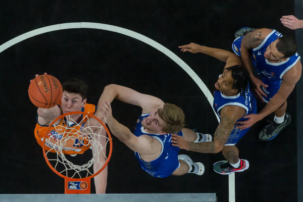 比赛中保持 比赛中保持